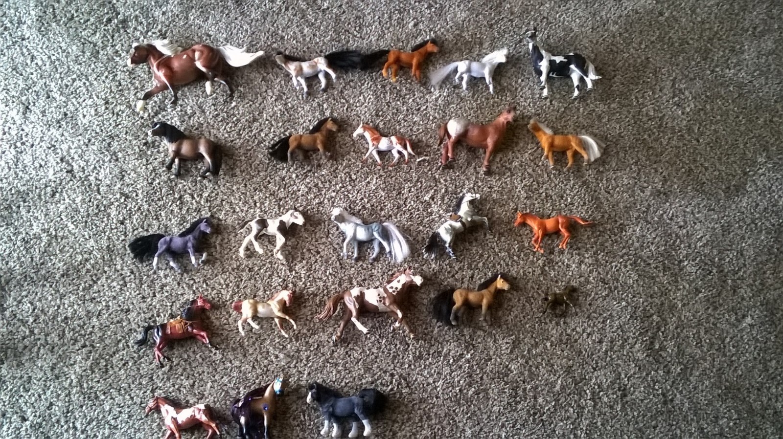 small toy horses